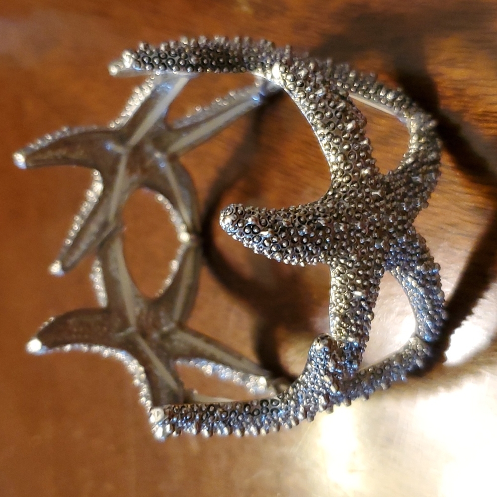 Starfish stretch bracelet